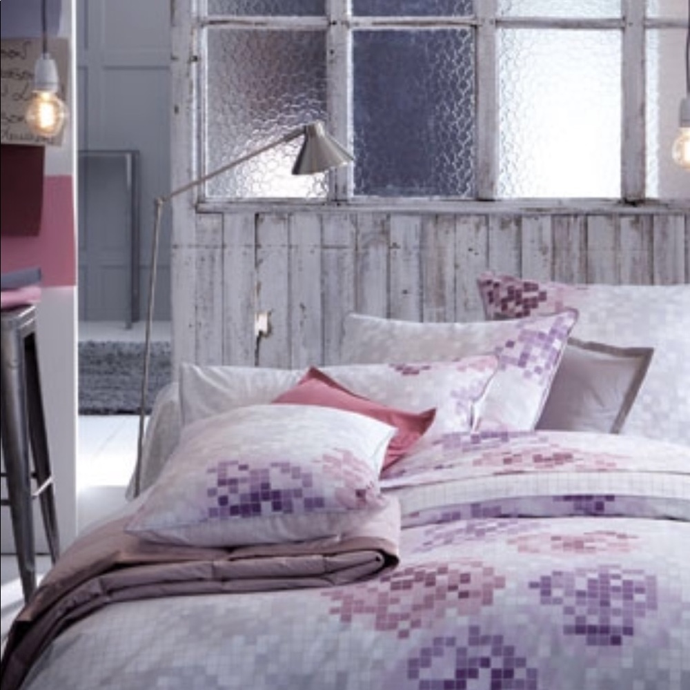 Anne DeSolene Paris for @ Bloomingdale’s 3 piece Queen Duvet set